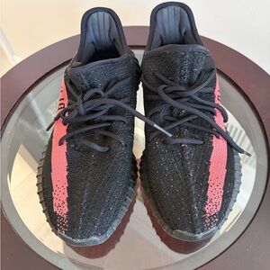 Black Adidas Yeezy size 9.5